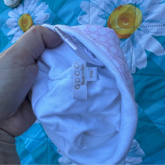 Infant Gucci hat size 0/3 - Picture 2 of 2